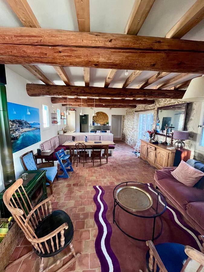 Location de vacances pour 2 personnes, avec vue ainsi que terrasse et jardin à Saint-Hippolyte-le-Graveyron - 4
