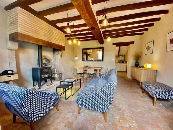 Gîte pour 5 personnes, avec terrasse et jardin, animaux acceptés à Courcelles-la-Forêt