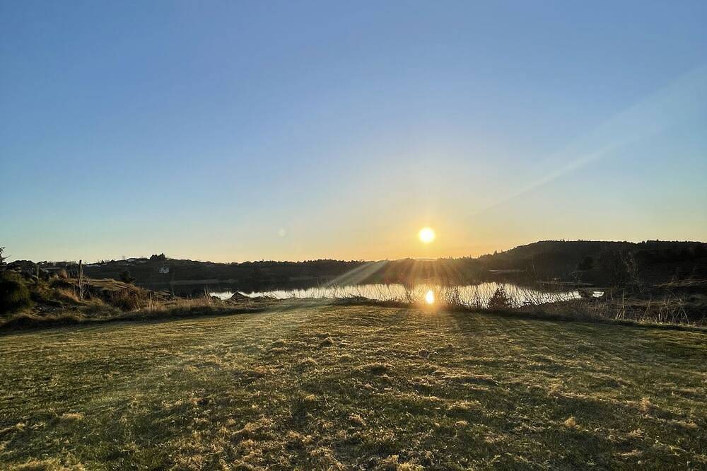 Villa Krågenes - Overnatting i Rolige Omgivelser in Farsund