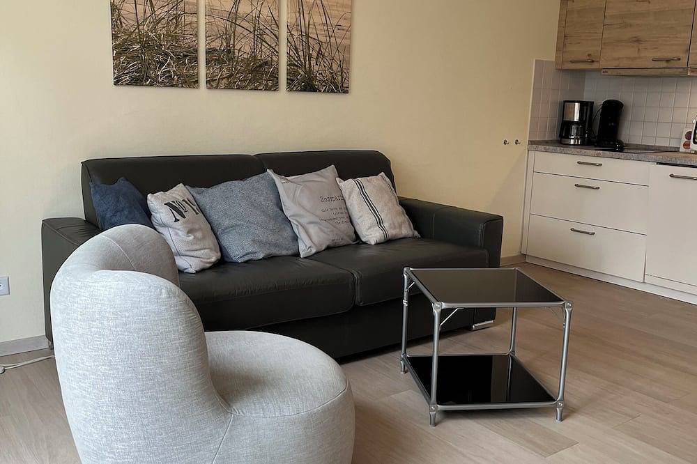 Apartamento entero, Apartamento tranquilo cerca de la playa Binz con balcón, incl. aparcamiento subterráneo in Ostseebad Binz, Binz
