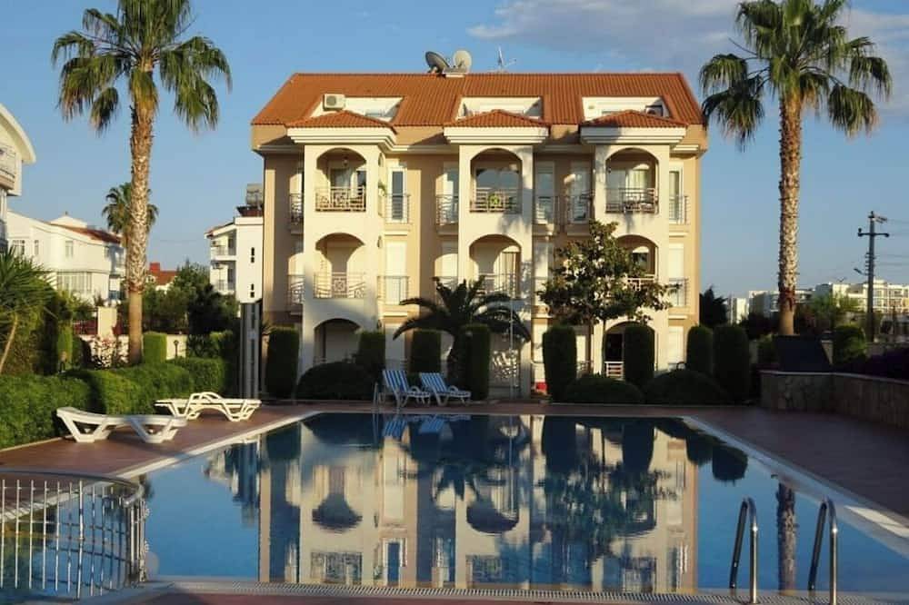 Entire apartment, Centrally located apartment near the old town of Side and beach. in Side, Manavgat