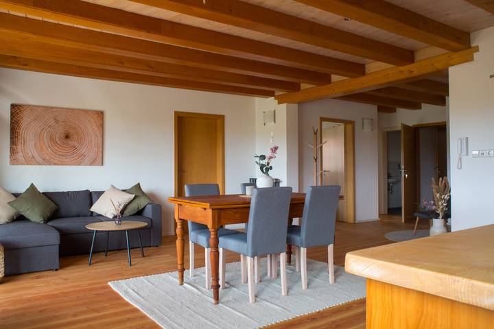Ganze Ferienwohnung, Holz und Naturhof Geng Wohnung Esche in Herdwangen-Schönach, Region Bodensee-Oberschwaben