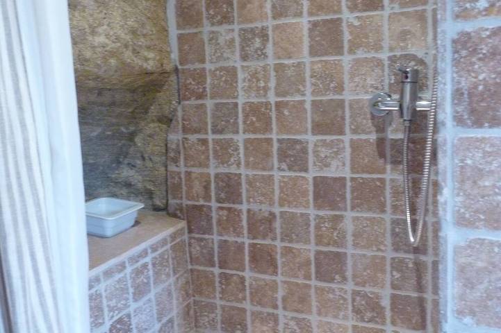 Gîte pour 2 personnes, avec balcon et piscine, animaux acceptés à Le Beaucet - 3