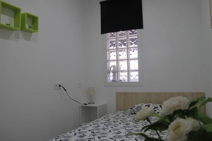 Entire apartment, Cozy Apt. Next To Beach And 14 Min. To Catalonia Square in Platja del Litoral (Sant Adrià de Besòs), Sant Adrià de Besòs