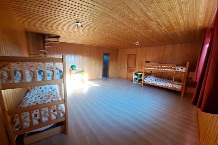 Location de vacances pour 8 personnes, avec vue et jardin à Plaimbois-du-Miroir - 4