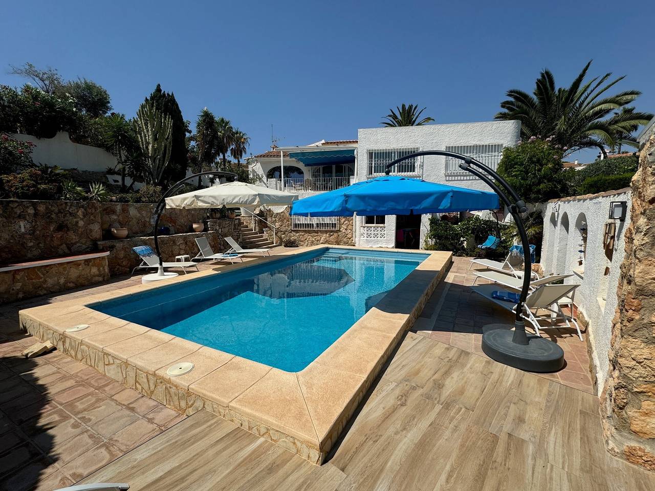 Villa 800 m vom Strand in Benissa/Calpe mit Meerblick, Wlan und Klimaanlage in Benissa, Costa Blanca