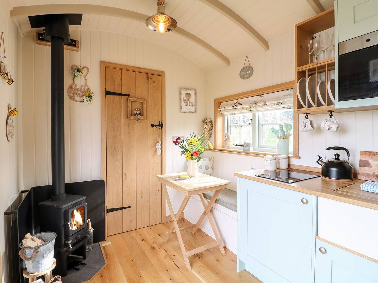 Herbie's Shepherds Hut at Shepherds Lodge Retreat and Wellness in Melton, Leicestershire