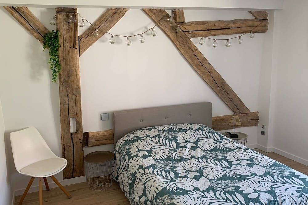 Cottage au coeur du Pays des Lacs du Jura - Piscine-Spa-Sauna - 10 personnes in Dompierre-sur-Mont, Jura