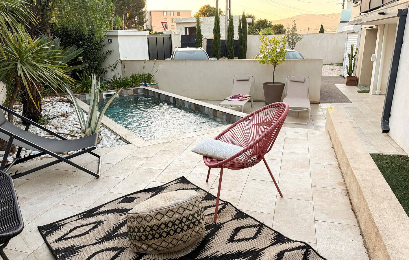 Reizende 2-Zimmer-Wohnung mit Pool, Terrasse und WLAN in der Nähe von Restaurants in Marseille, Mittelmeerküste (Frankreich)