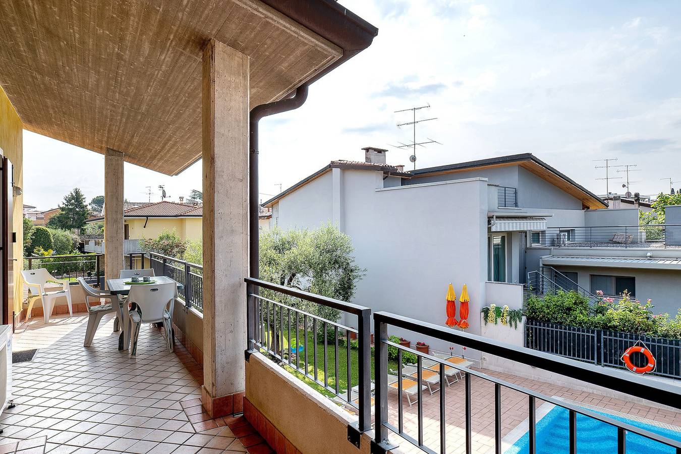 Ganze Wohnung, Apartment 'Gigli Vista Lago' mit Seeblick, Wlan und Klimaanlage in Lazise, Gardasee-Berge