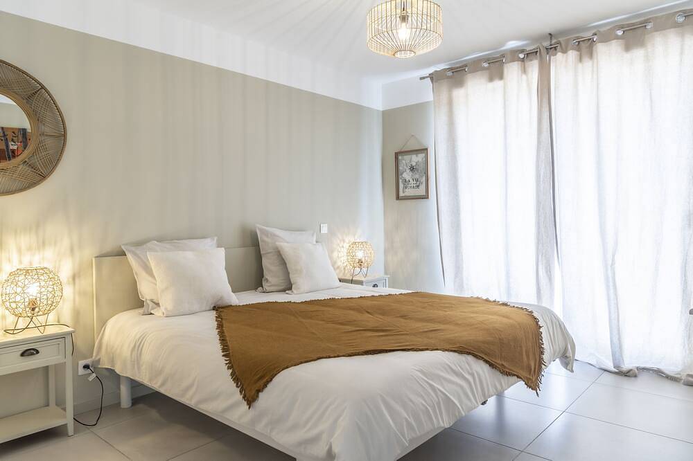 Country house*** with swimming pool, 2 minutes from shops. in Vaison-la-Romaine, Parc naturel régional du Mont-Ventoux