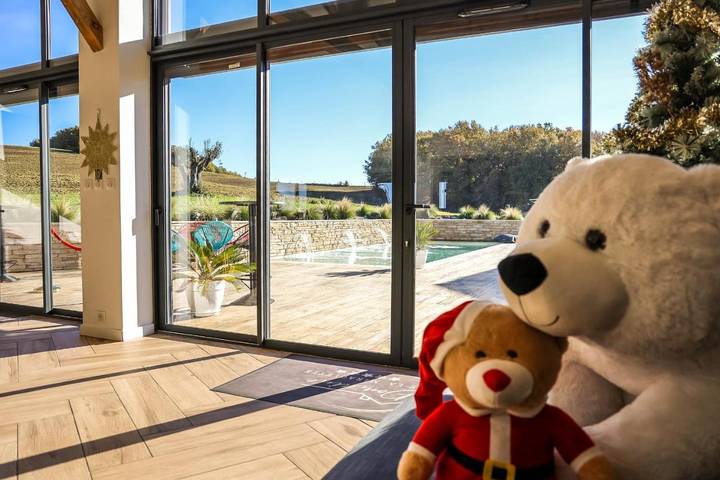 Villa pour 40 personnes, avec terrasse ainsi que piscine et vue, animaux acceptés dans le Gers - 2