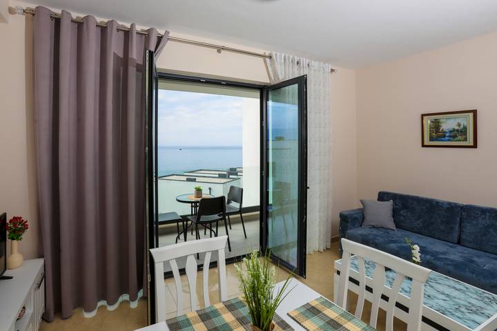 Appart’hôtel pour 4 personnes, avec balcon