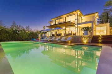 Villa in Crestatx, Sa Pobla für 8 