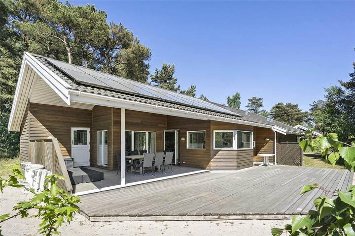Ferienhaus für 8 Personen, mit Sauna und Terrasse sowie Whirlpool, mit Haustier in Østre Sømarken