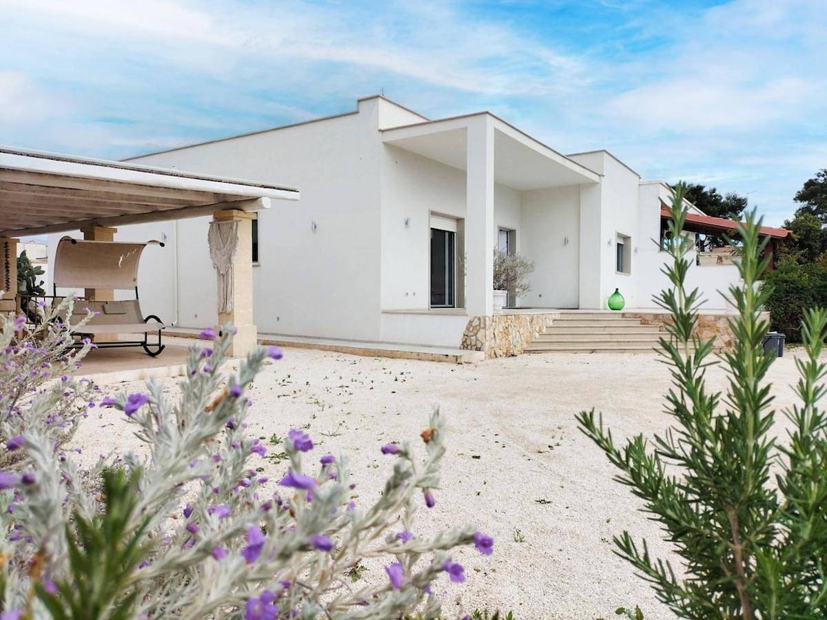 Villa in Campomarino di Maruggio, Campomarino (Pouilles)