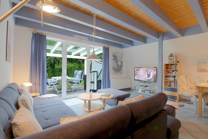 Ferienhaus für 4 Personen, mit Terrasse und Garten in Dorum - 2