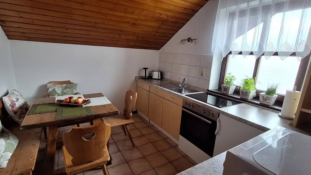 Ganze Ferienwohnung, Ferienwohnung für 4 Personen (38 m²) in Laufen in Laufen, Rupertiwinkel