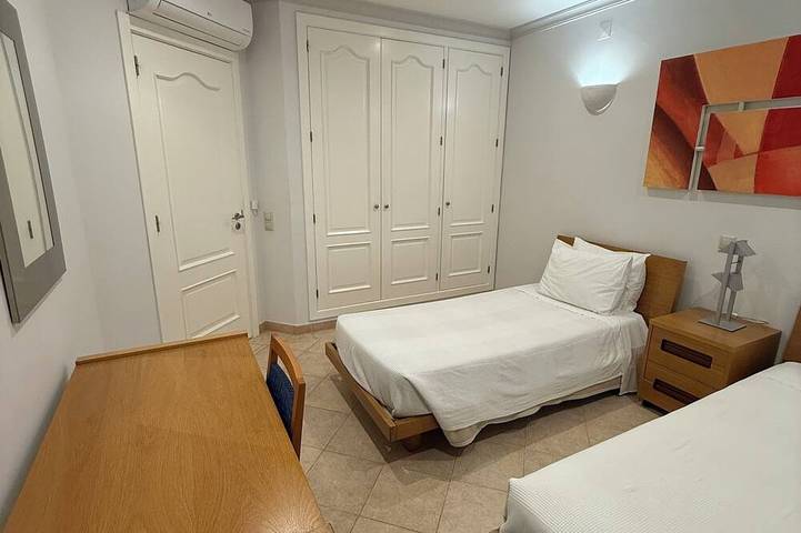 Moderne, luxuriöse Villa, privater Pool, ideal für Golfer undFamilien in Almancil, Faro Distrikt