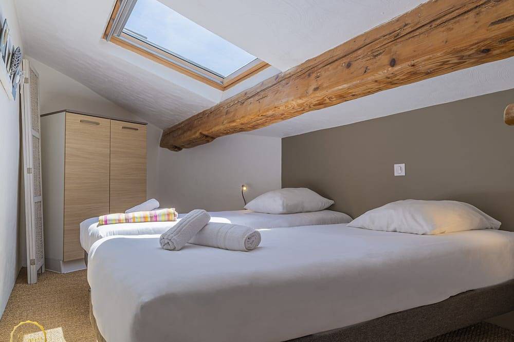 La Tour, 3 habitaciones, 6 personas in Paradou, Region de Arles
