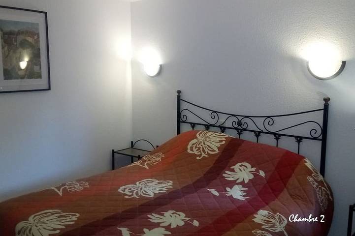 Location de vacances pour 6 personnes, avec Terrasse et Jardin à Reynès - 3