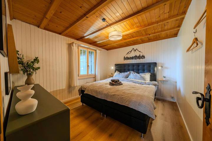 Gîte pour 8 personnes, avec vue et jardin, animaux acceptés dans Axalp - 3