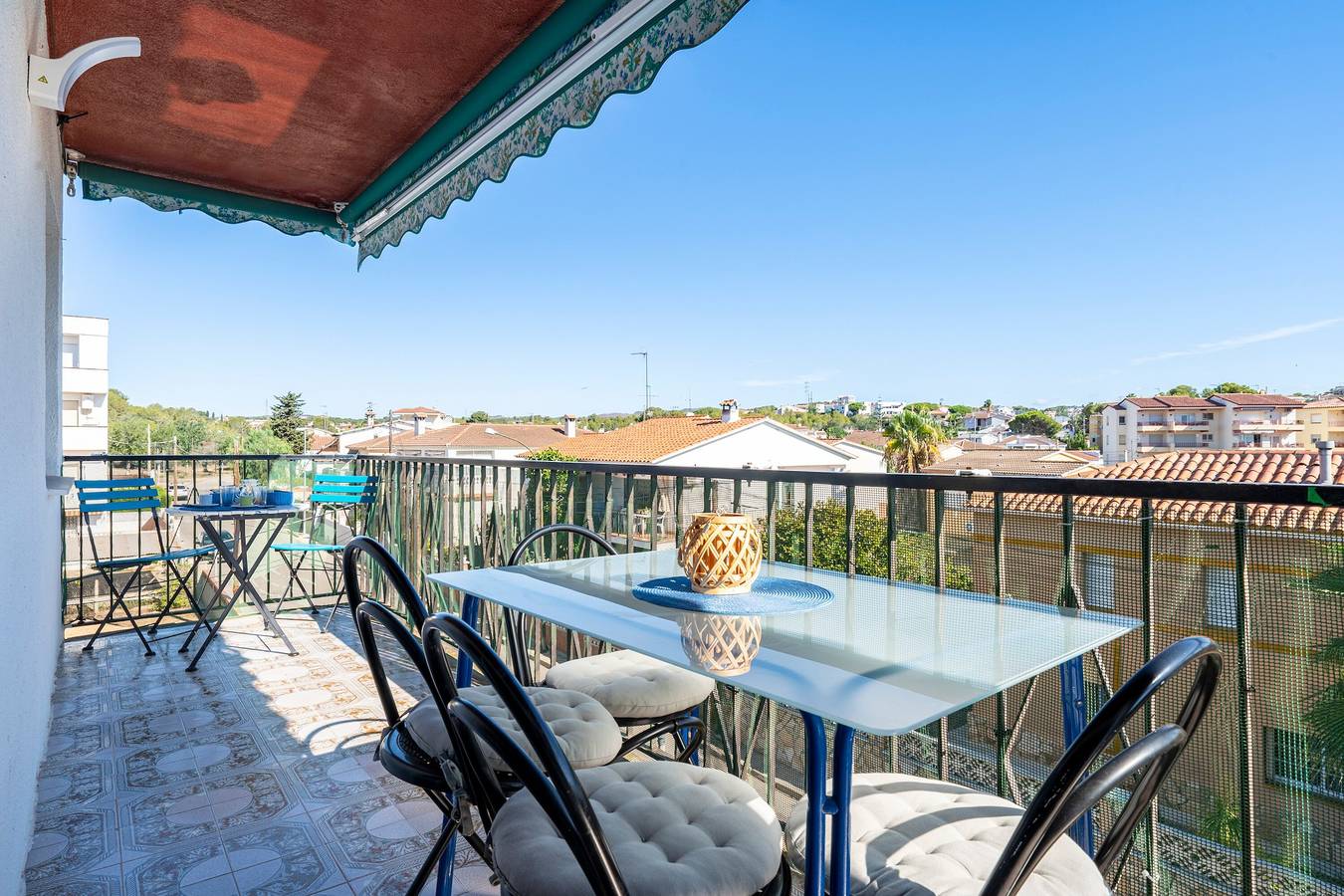 Ganze Wohnung, Apartment "Paul" mit privater Terrasse und Wlan in Torredembarra, Costa Dorada