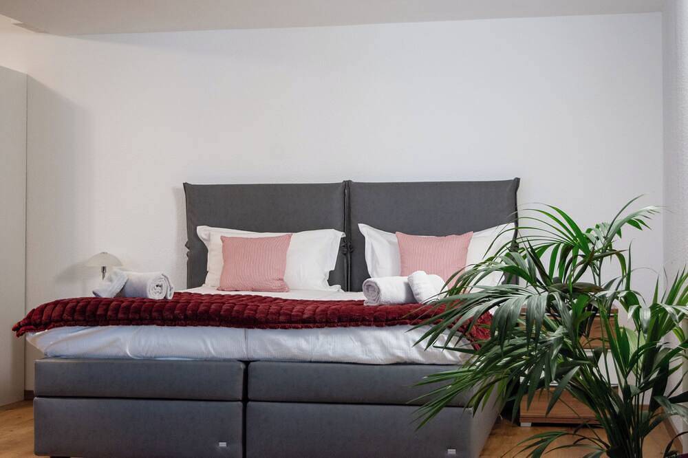 Ganze Wohnung, Luxury Studio Siena in Frechen-Köln. in Frechen, Rhein-Erft-Kreis