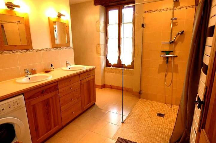 Location de vacances pour 5 personnes, avec piscine et jardin à Pissos - 4