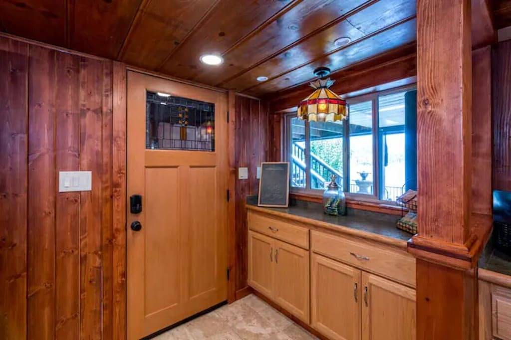 Bass Lake House, Waterfront, Bbq, Foosball, 3Bd: 1.5Bth! in Bass Lake