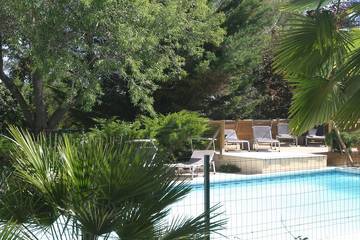 Gîte pour 4 personnes, avec sauna ainsi que jardin et terrasse, animaux acceptés à Mimet