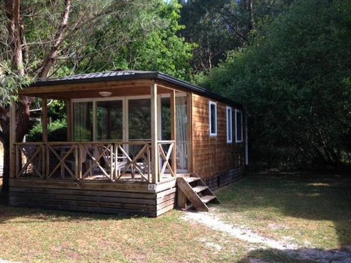 Camping für 4 Personen, mit Terrasse und Pool, mit Haustier in Vendays-Montalivet - 2