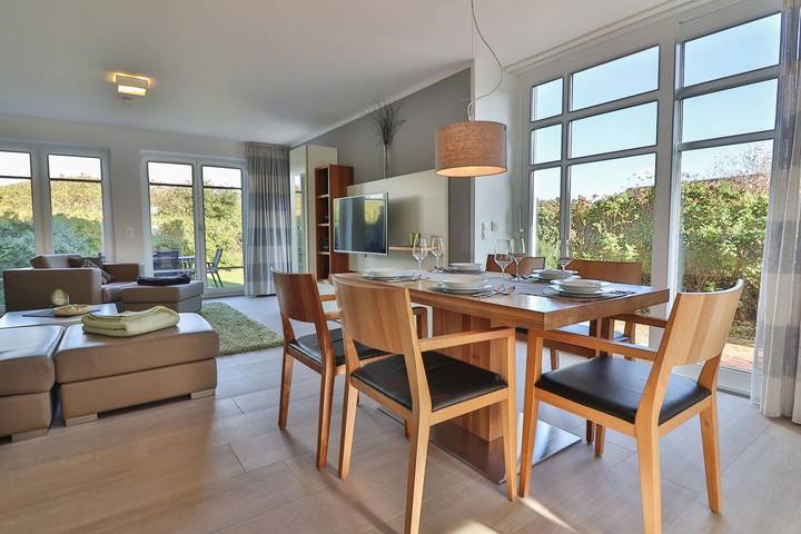 Ferienhaus für 6 Personen, mit Balkon und Terrasse sowie Garten und Ausblick auf Langeoog
