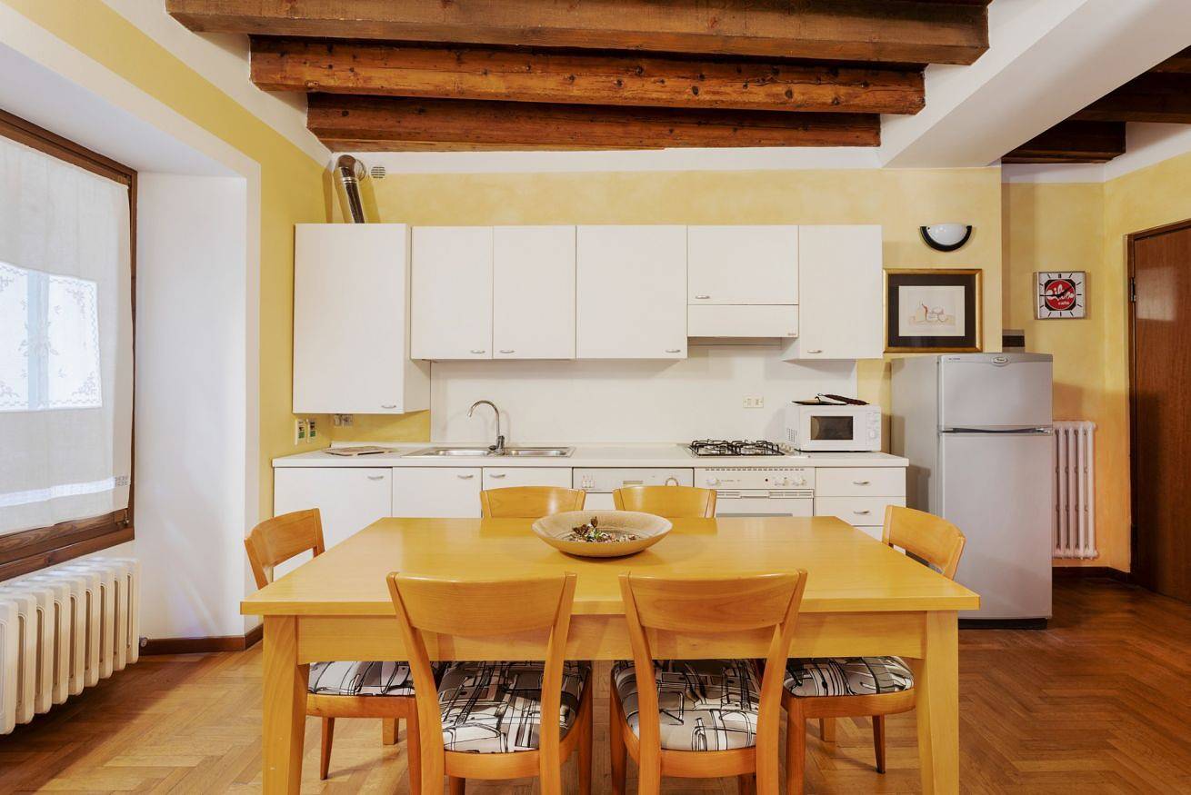 Apartamento entero, Discover Verona on foot! Lovely apt x4 in Centro Storico, Verona