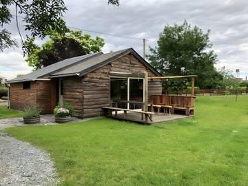 Location de vacances pour 4 personnes, avec jardin à Brissac-Quincé