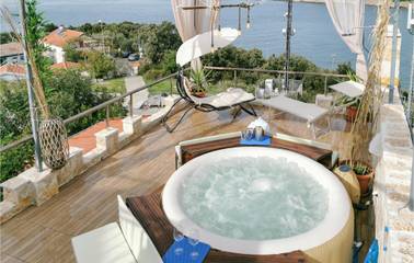 Villaggio Vacanze per 8 Persone in Montenegro, Foto 2