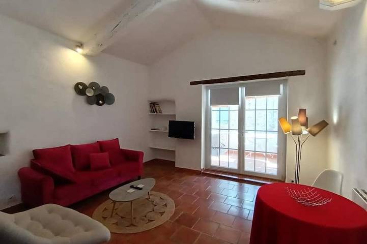 Location de vacances pour 2 personnes, avec Terrasse et Jardin à Saint-André-de-Roquepertuis