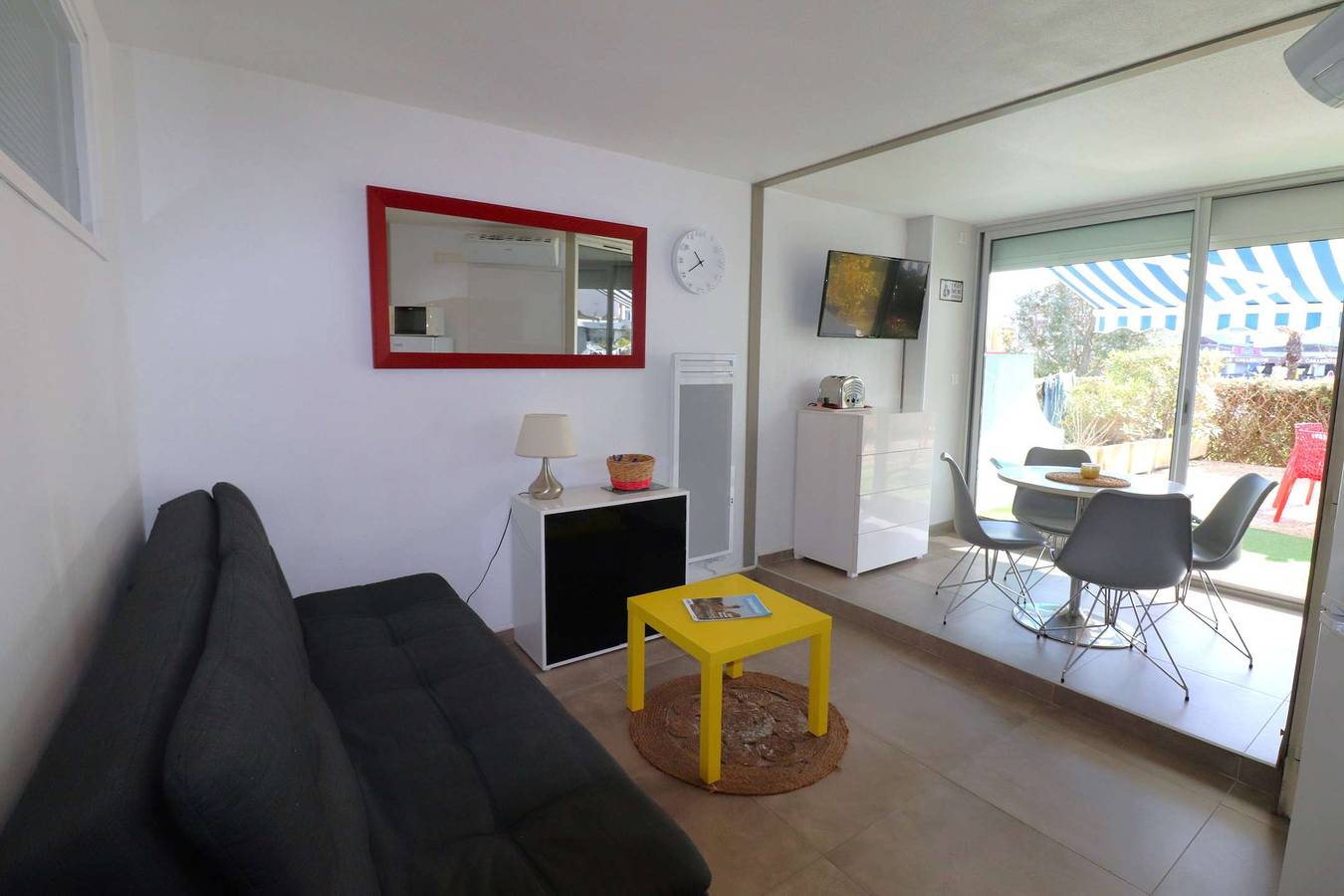 Appartement de vacances entier, 2 pièces grande terrasse climatisation parking in Le Grau-du-Roi, Côte d'Améthyste
