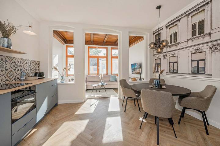 Ganze Wohnung, Kaisers vis a vis 07 - ein Hingucker in historischer Villa in Drei Kaiserbäder, Heringsdorf