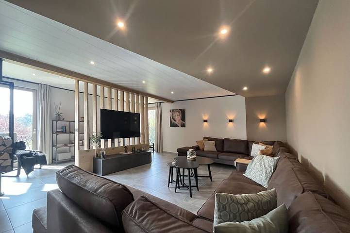 Location de vacances pour 8 personnes, avec balcon et jardin dans Opont - 4