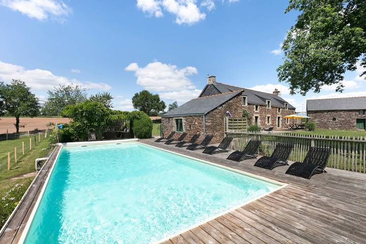 Cottage for 14 people, with garden - 1