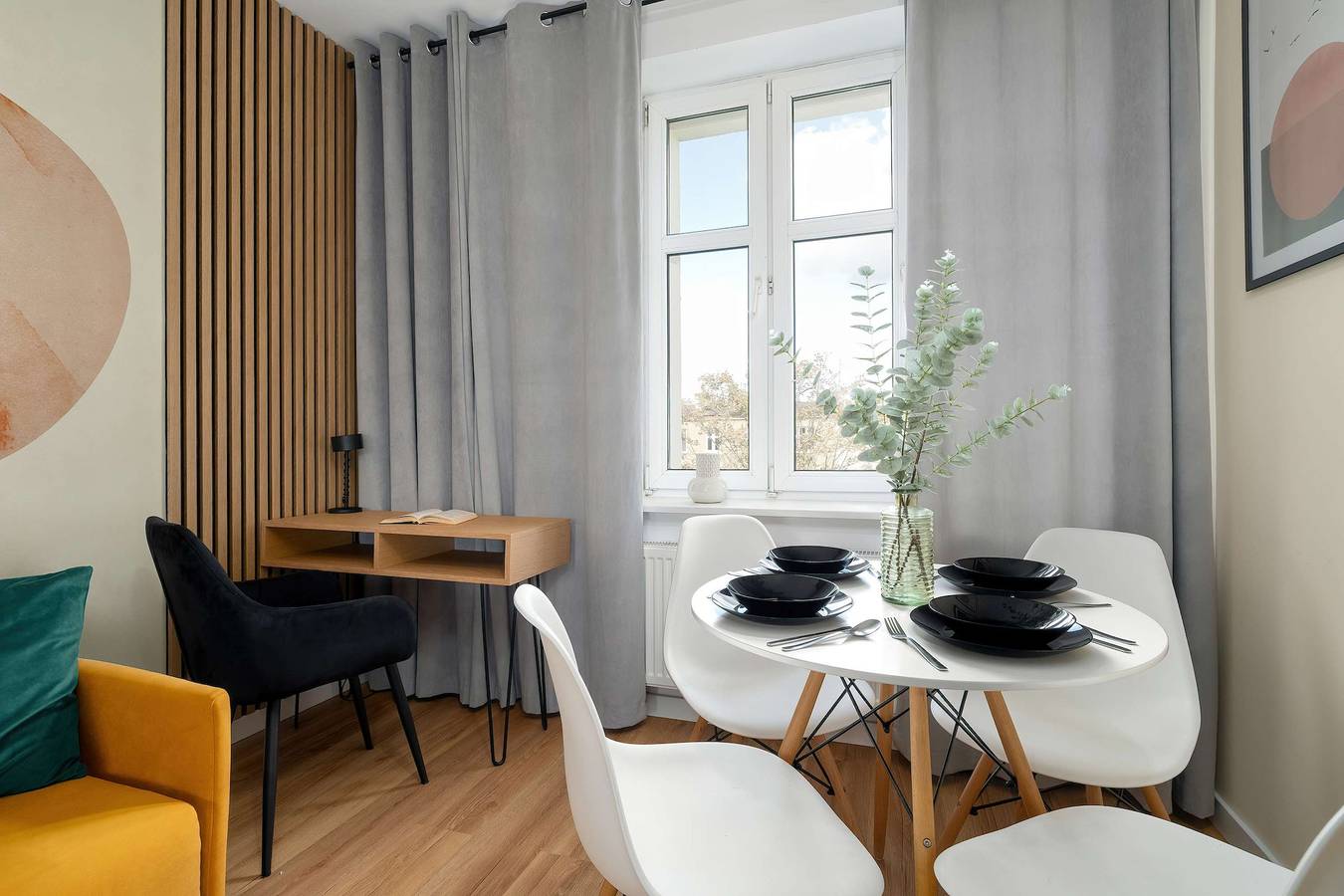 Apartamento entero, Hetmańska 3 Poznań | Yellow Apartment with Air Conditioning in Łazarz, Poznań