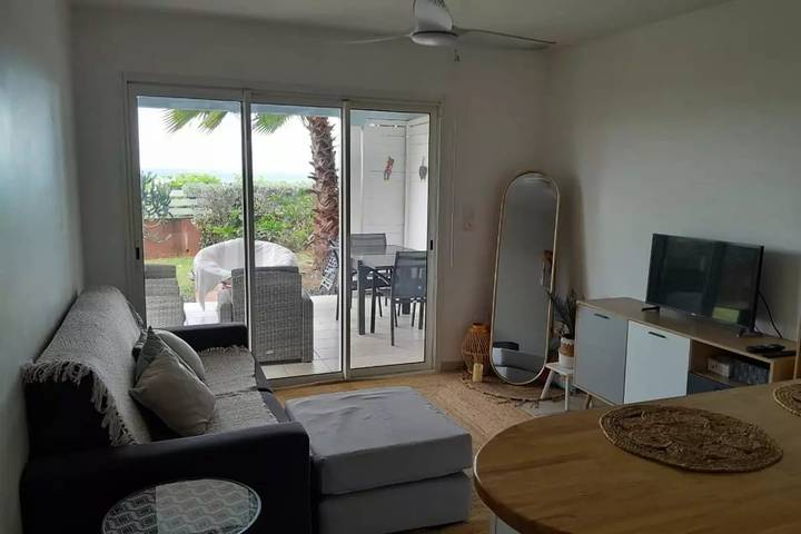 Gîte pour 3 personnes, avec jardin et vue à Le Moule - 4