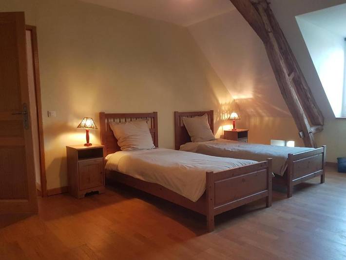 Location de vacances pour 9 personnes, avec jardin à Lainsecq - 3