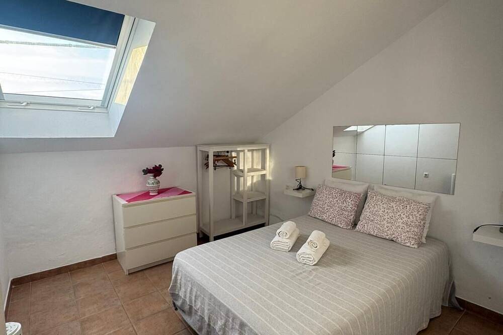 Apartamento entero, Playa de Bolonia, bonito apartamento con piscina y vistas al mar in El Lentiscal, Tarifa