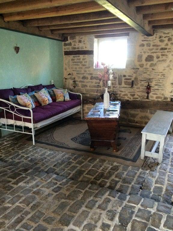 Morvan Séjours, chambres et table d'hôtes - Chambre de la Chouette in Antully, Région d'Autun