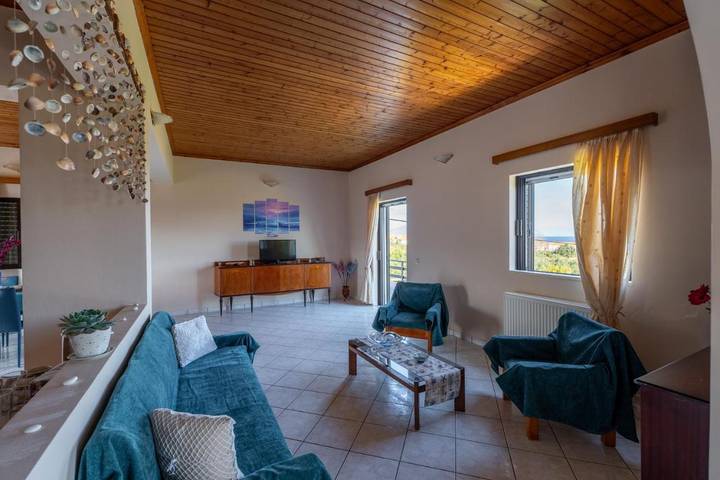 Rustico per 6 persone, con panorama e giardino a Zante