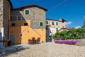 Appartamento Vacanze per 4 Persone in Vesime, Langhe, Foto 1