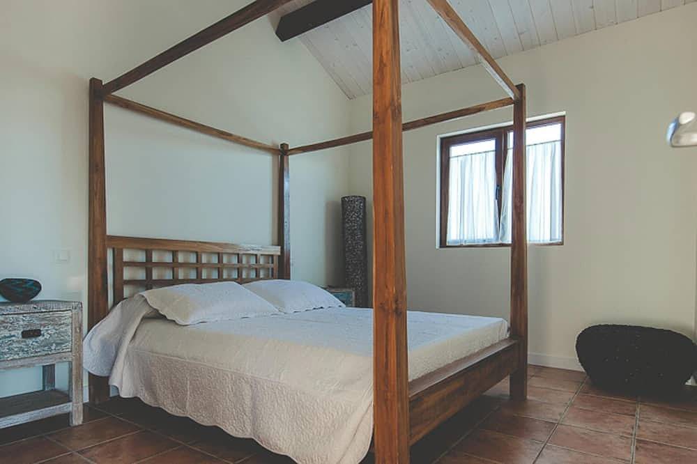 Homerez - Cozy House in Cañamero + Pool in Cañamero, Cáceres Region