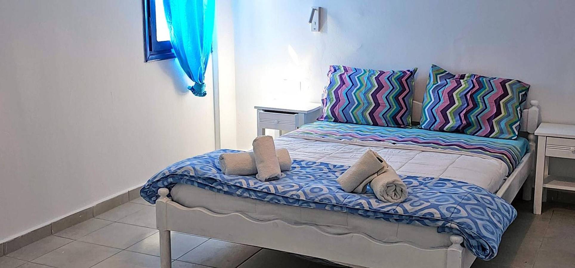Economy Double 3 Kamer met Balkon en Airconditioning in Perissa, Santorini